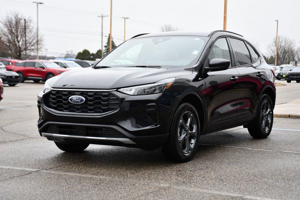 used 2025 Ford Escape car, priced at $29,575