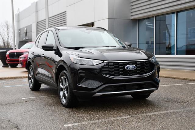 used 2025 Ford Escape car, priced at $29,730