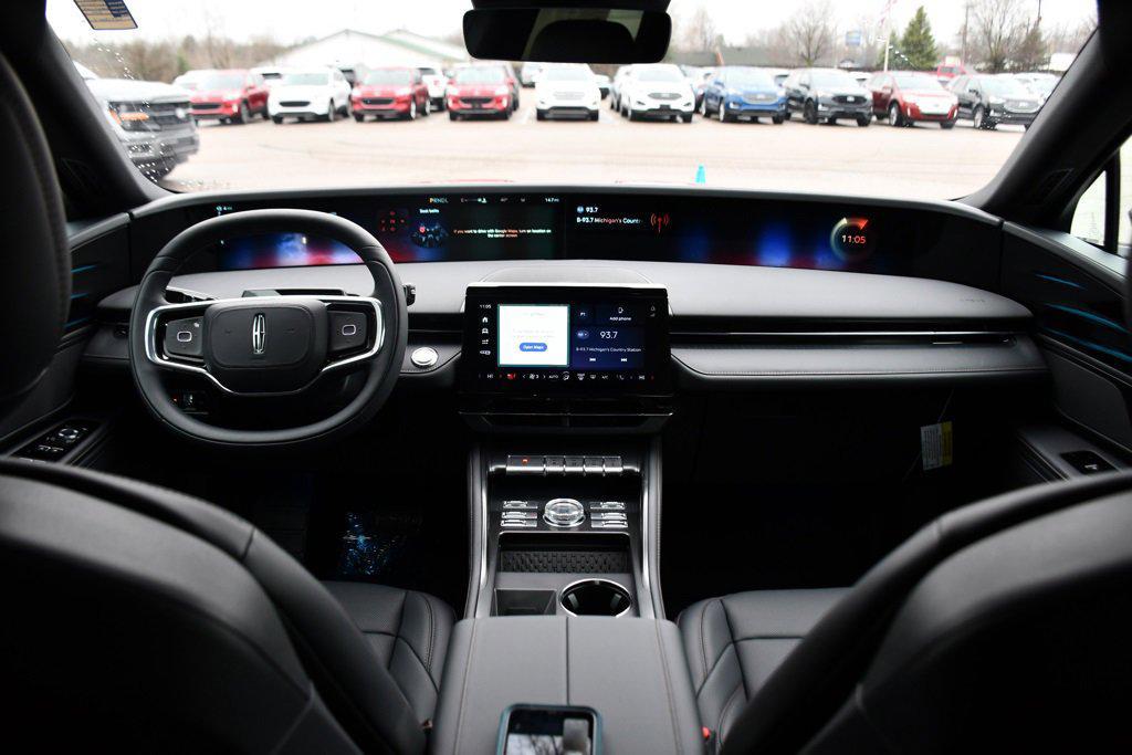 new 2025 Lincoln Nautilus car, priced at $52,774