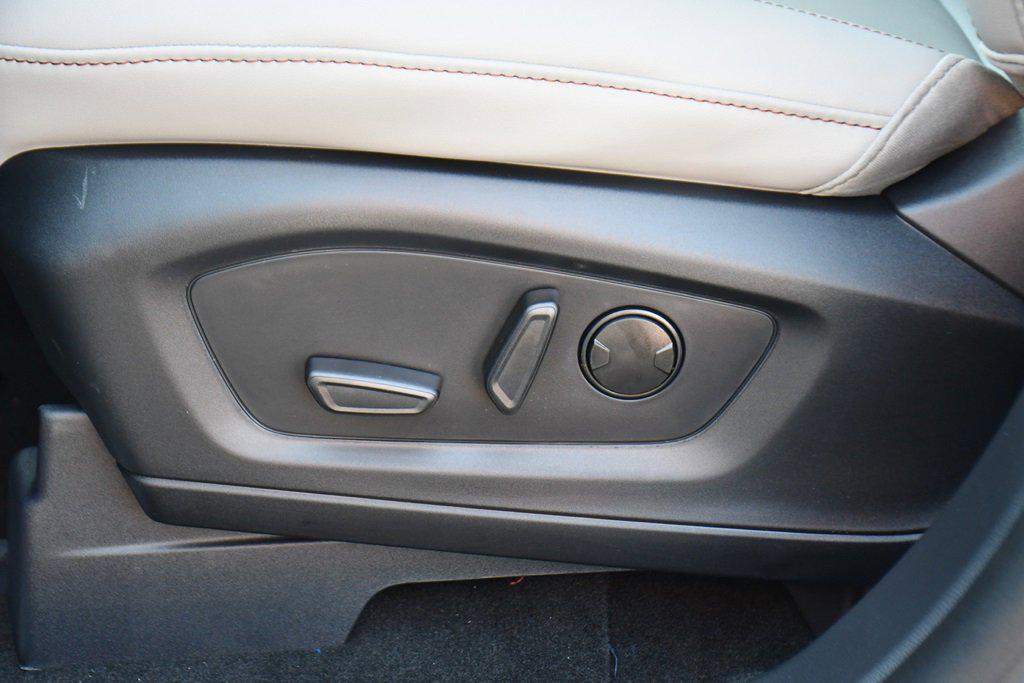 new 2025 Ford Explorer car, priced at $44,960