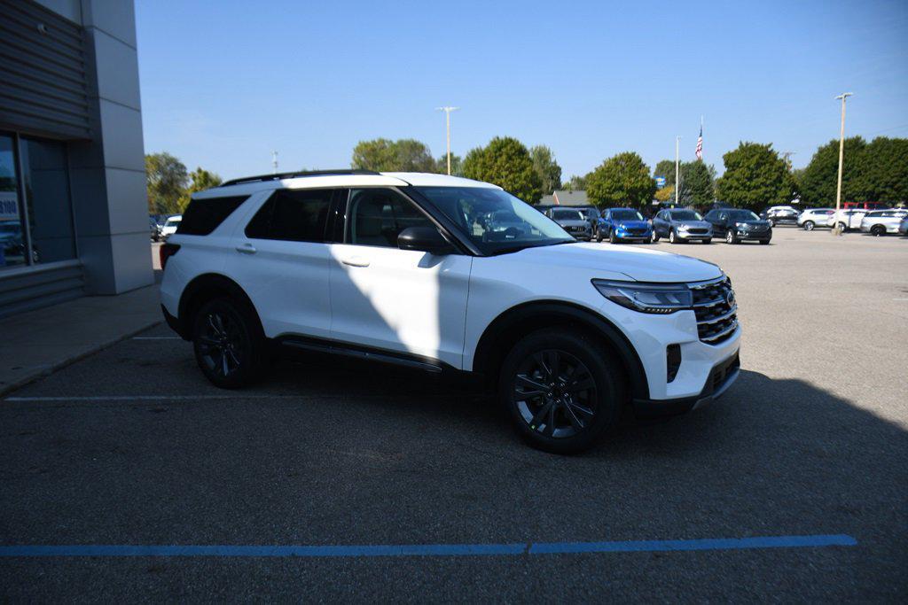 new 2025 Ford Explorer car, priced at $44,960