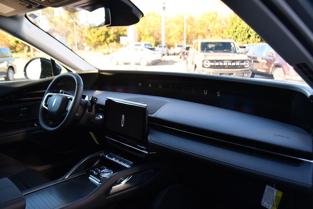 new 2026 Lincoln Nautilus car, priced at $52,040