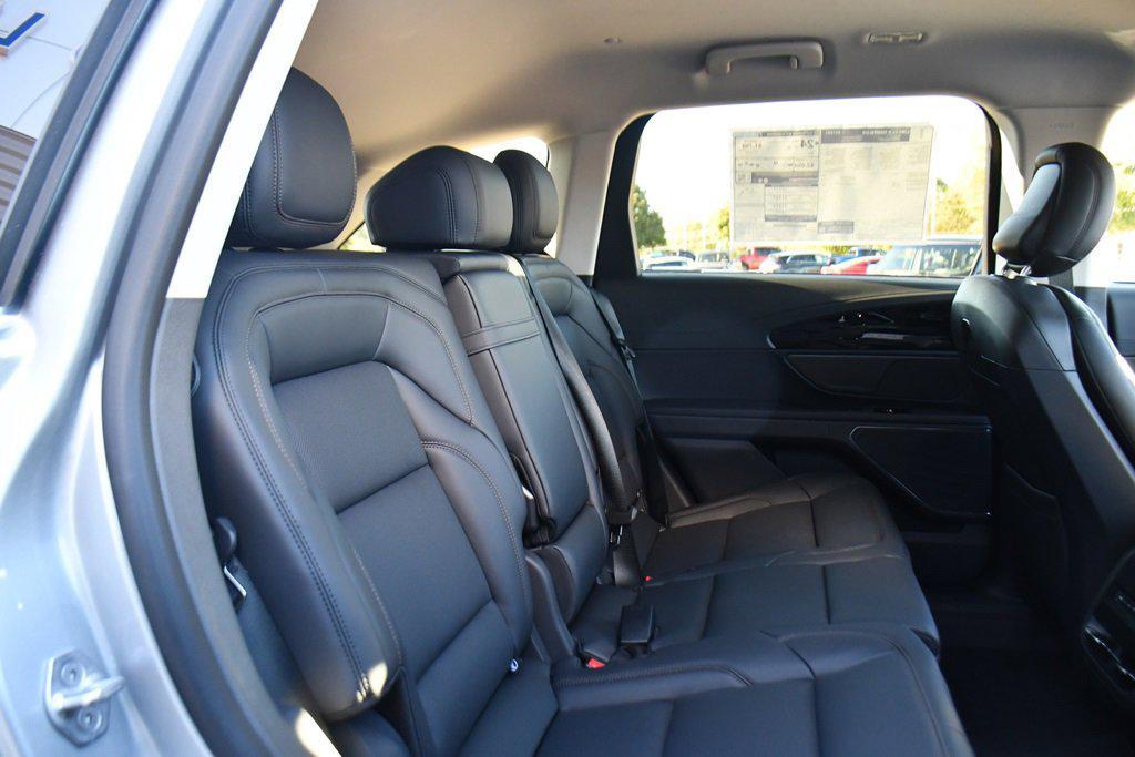 new 2026 Lincoln Nautilus car, priced at $52,040