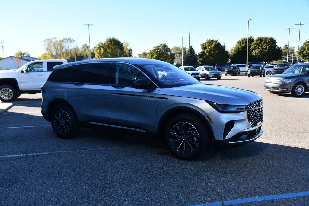 new 2026 Lincoln Nautilus car, priced at $52,040