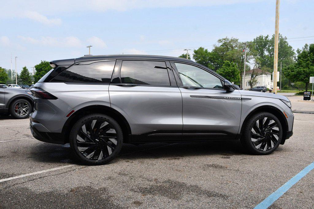 new 2025 Lincoln Nautilus car, priced at $62,401