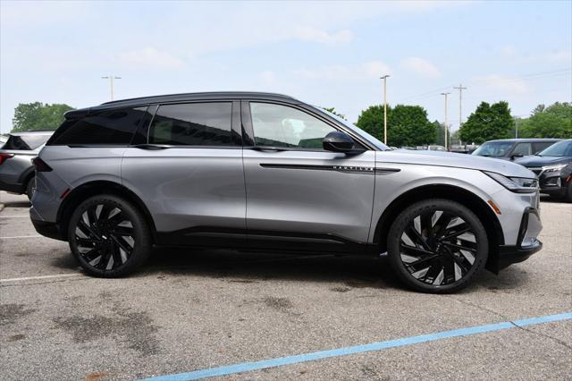 new 2025 Lincoln Nautilus car, priced at $62,401