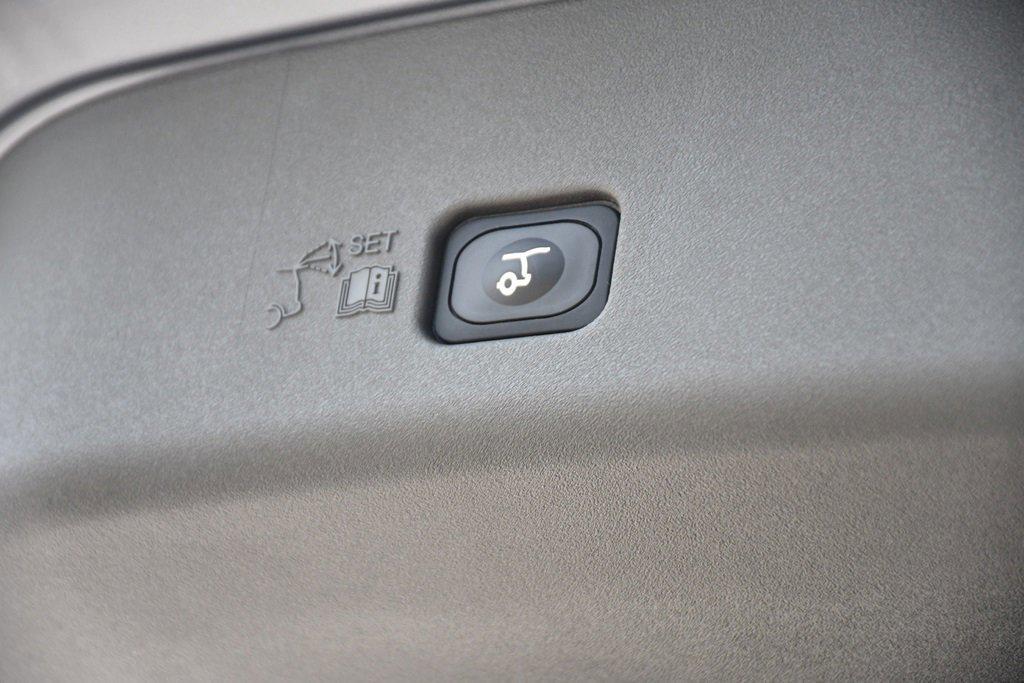 new 2025 Lincoln Nautilus car, priced at $62,401
