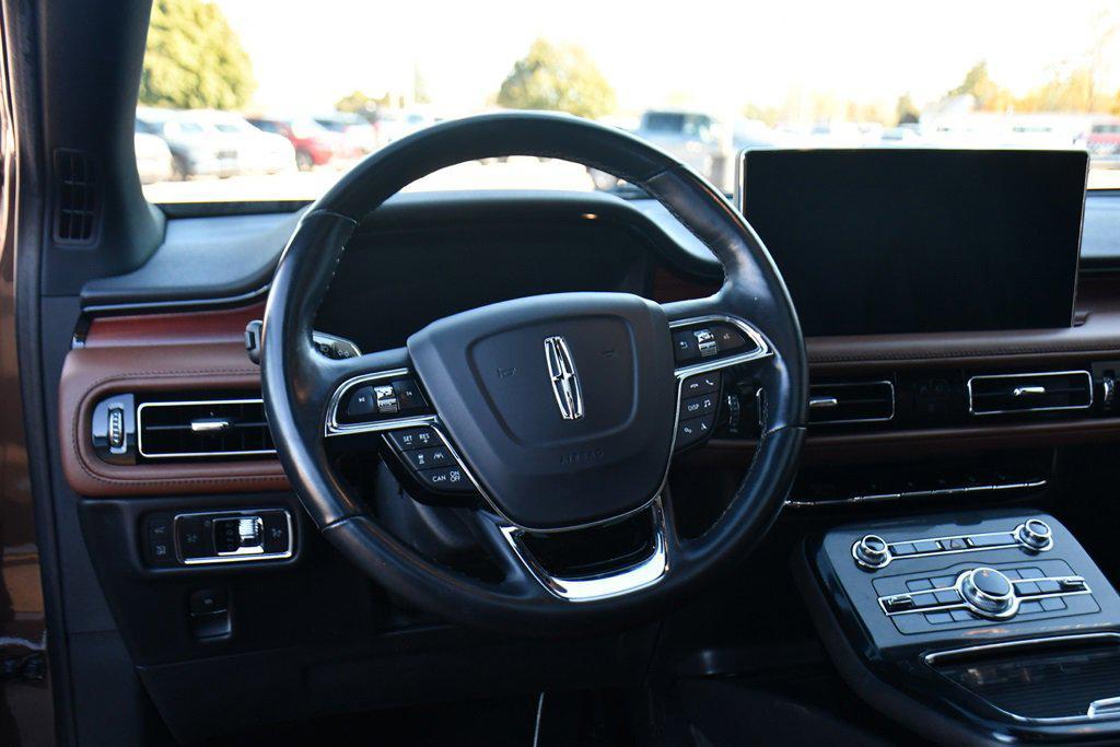 used 2022 Lincoln Nautilus car, priced at $40,495