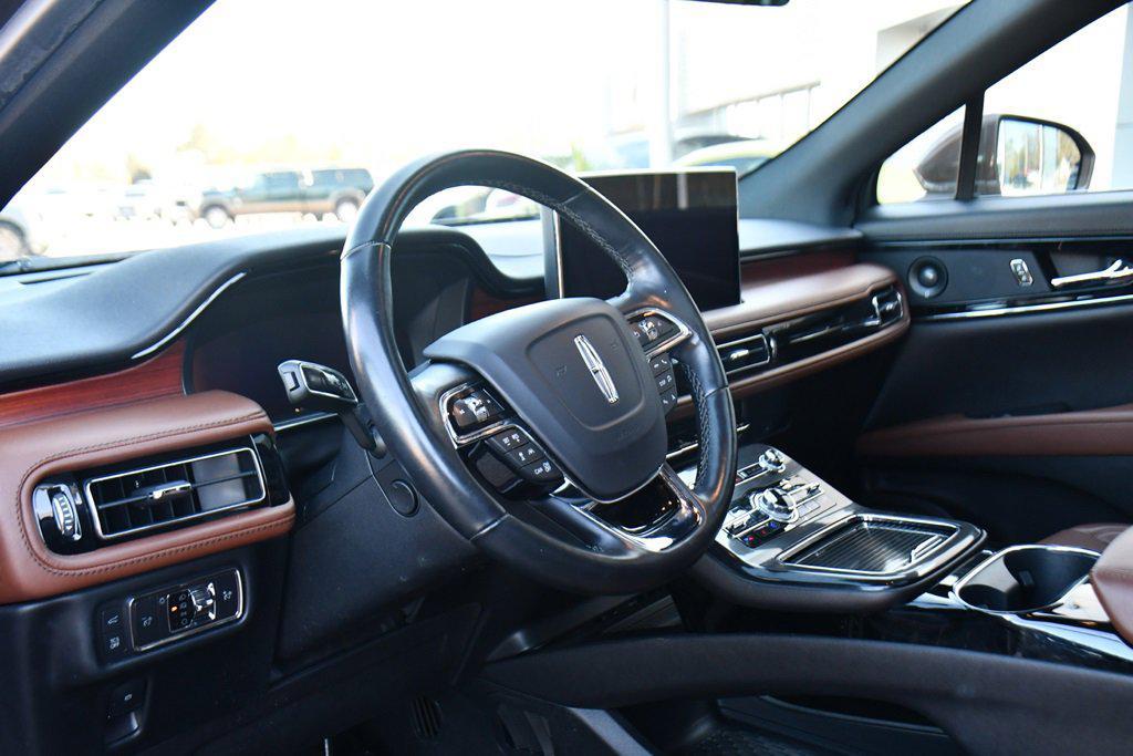 used 2022 Lincoln Nautilus car, priced at $40,495