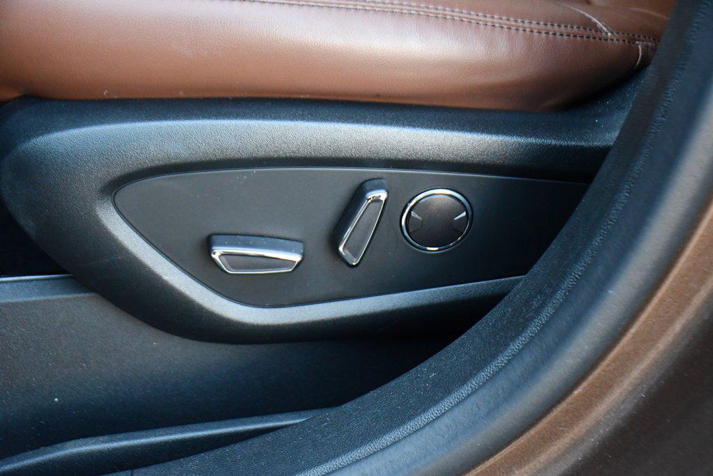 used 2022 Lincoln Nautilus car, priced at $40,495