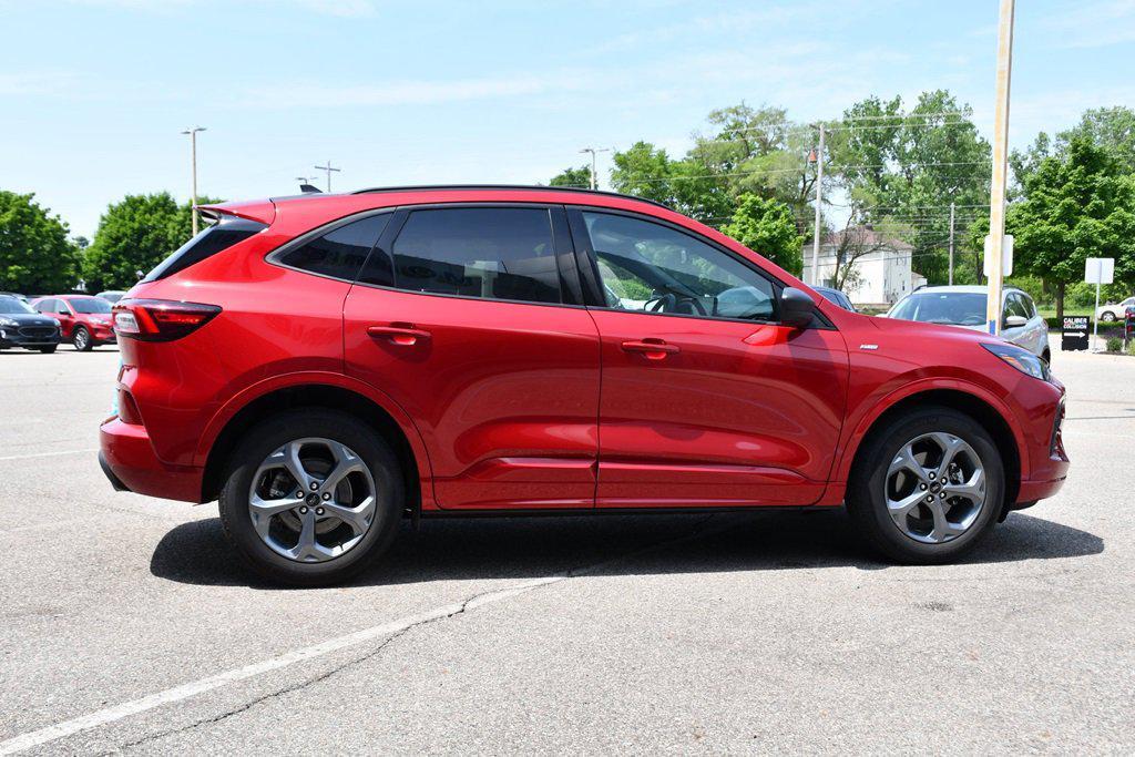 used 2023 Ford Escape car, priced at $24,495