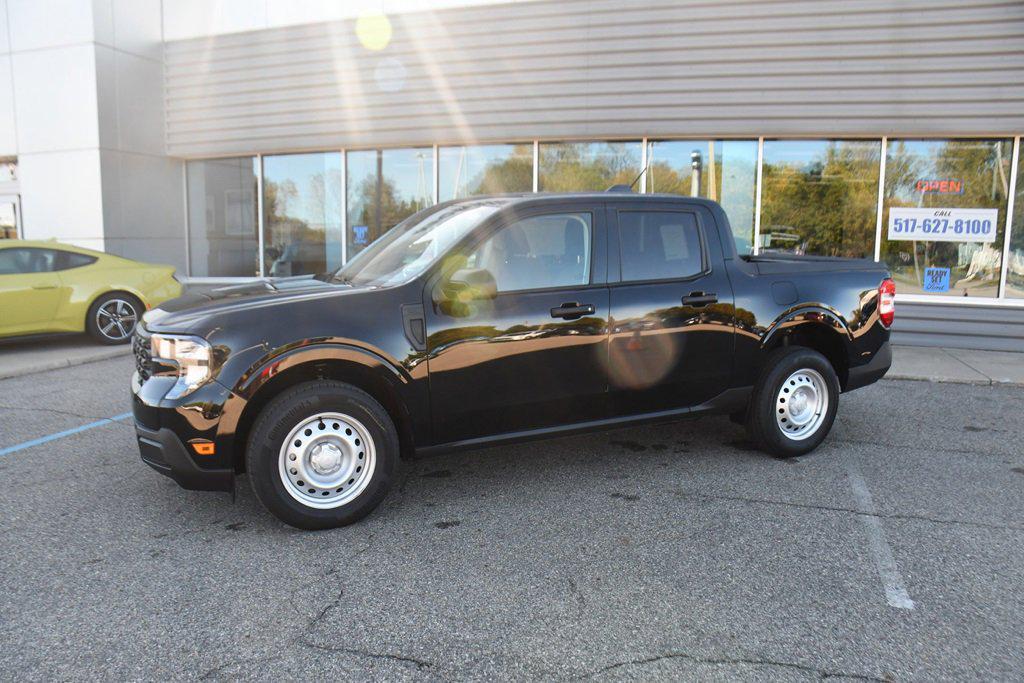 new 2025 Ford Maverick car, priced at $29,429