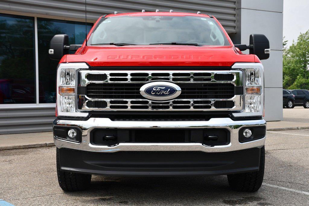 new 2025 Ford F-350 car, priced at $51,708