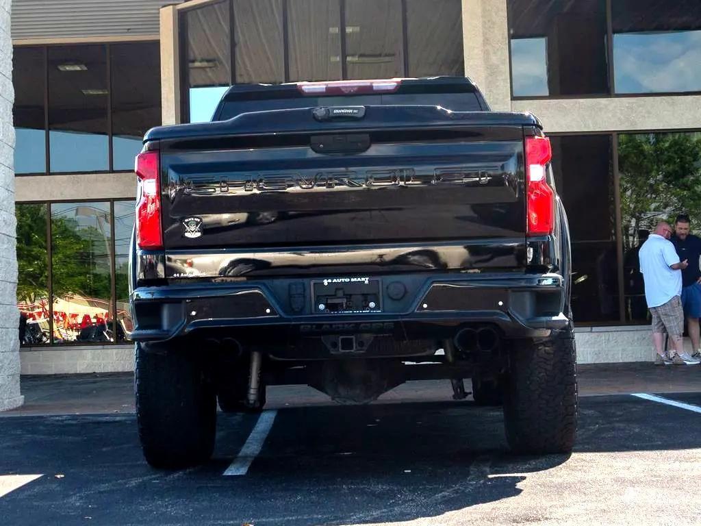 used 2020 Chevrolet Silverado 1500 car, priced at $43,544