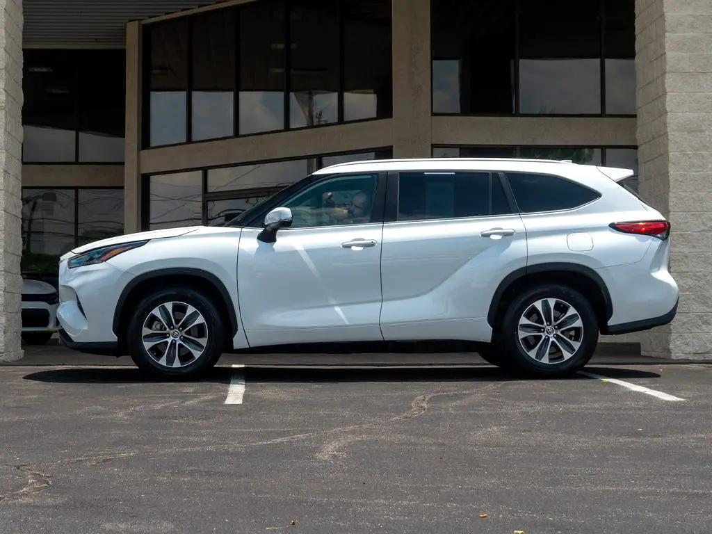 used 2023 Toyota Highlander car, priced at $36,944