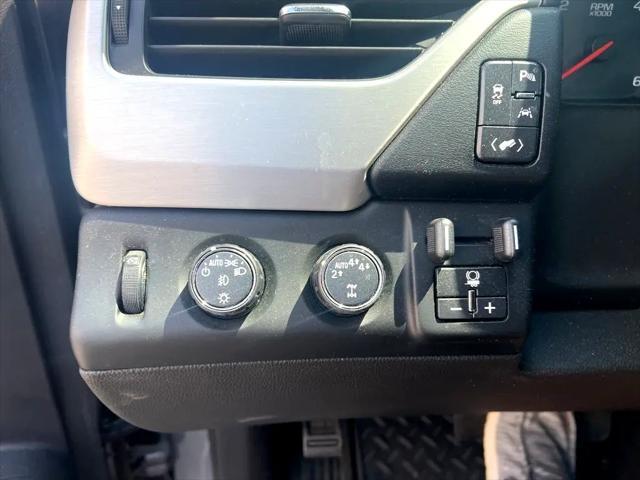 used 2018 GMC Yukon car, priced at $31,944