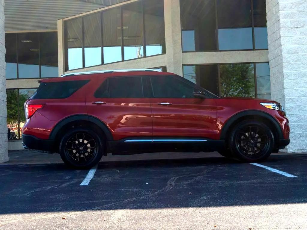 used 2022 Ford Explorer car, priced at $32,444