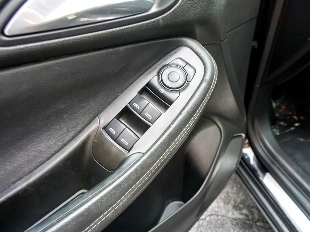 used 2022 Buick Encore GX car, priced at $19,844