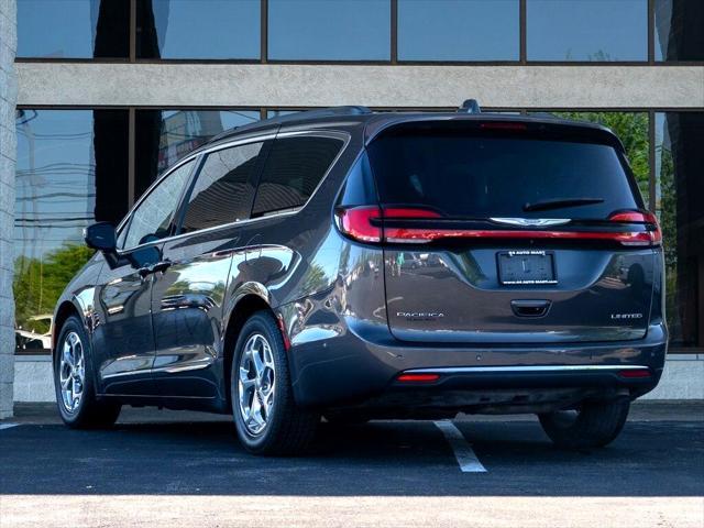 used 2022 Chrysler Pacifica car, priced at $30,444