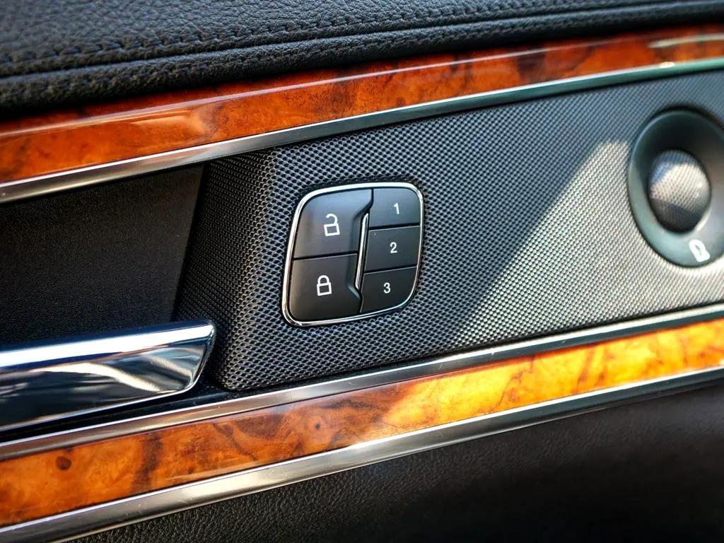 used 2019 Lincoln Nautilus car, priced at $26,944