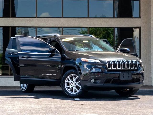 used 2015 Jeep Cherokee car, priced at $8,344