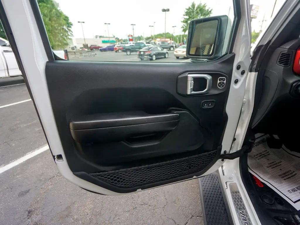 used 2020 Jeep Wrangler Unlimited car, priced at $38,344
