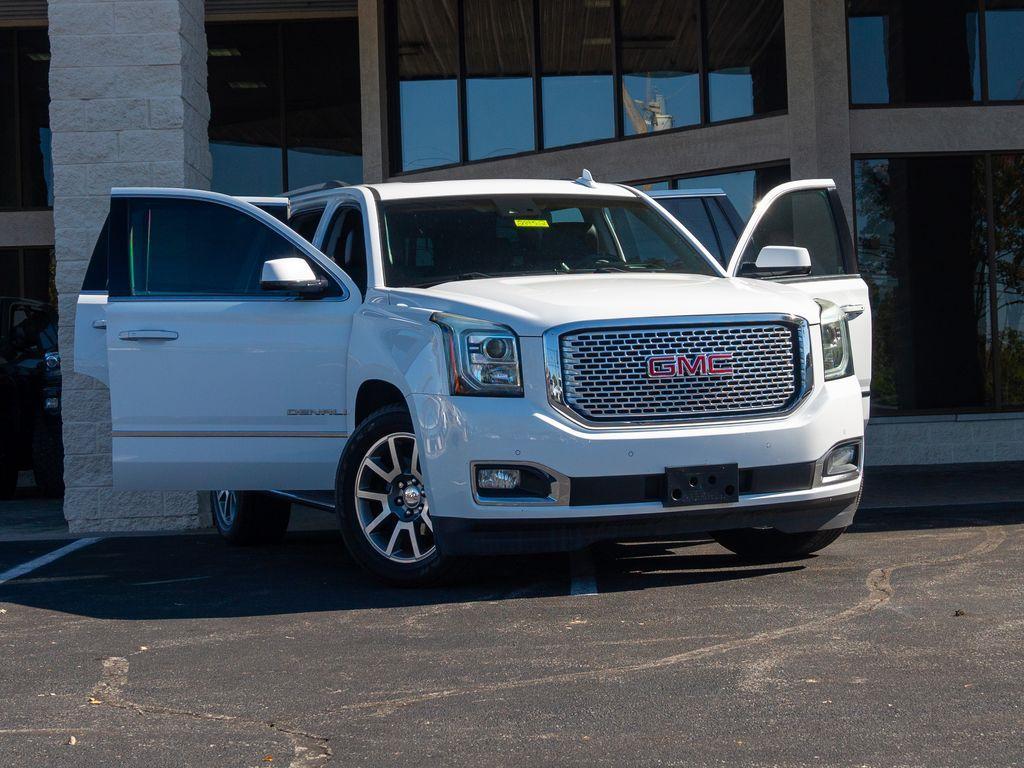 used 2017 GMC Yukon car, priced at $29,944