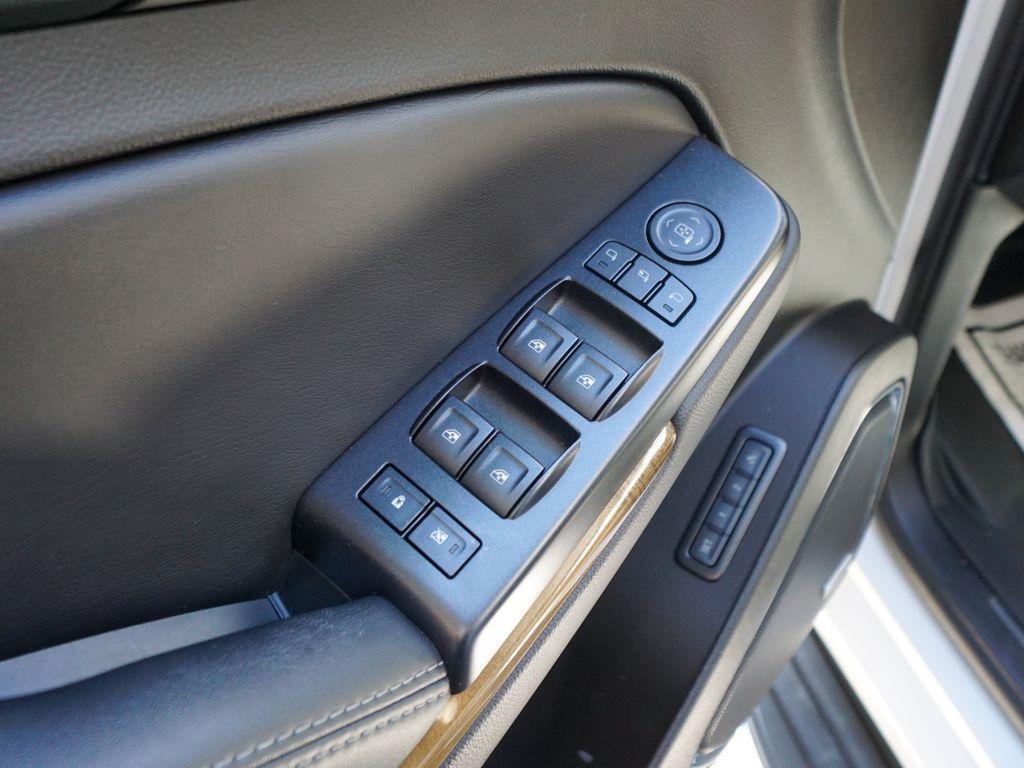 used 2017 GMC Yukon car, priced at $29,944