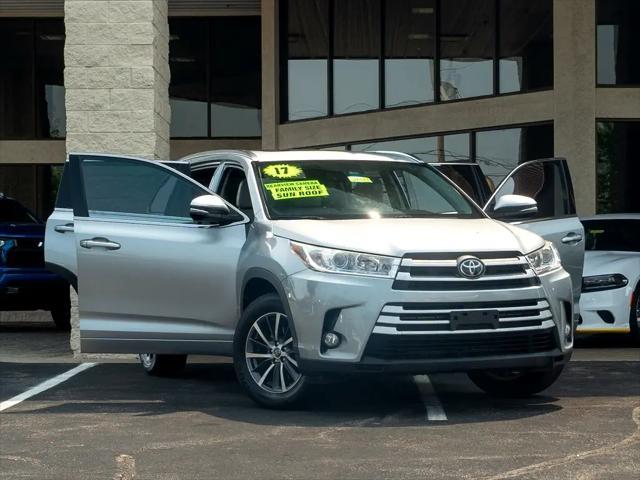 used 2017 Toyota Highlander car, priced at $24,844