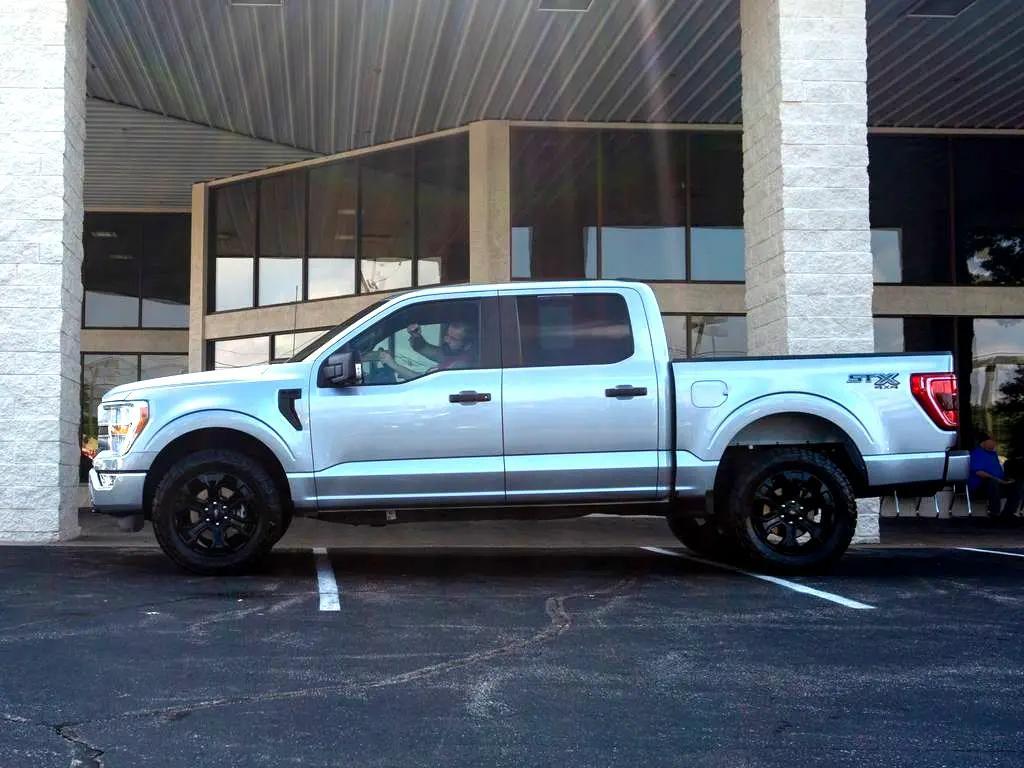 used 2022 Ford F-150 car, priced at $41,844