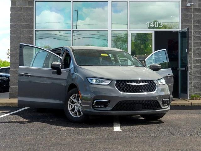 used 2023 Chrysler Pacifica car, priced at $26,344