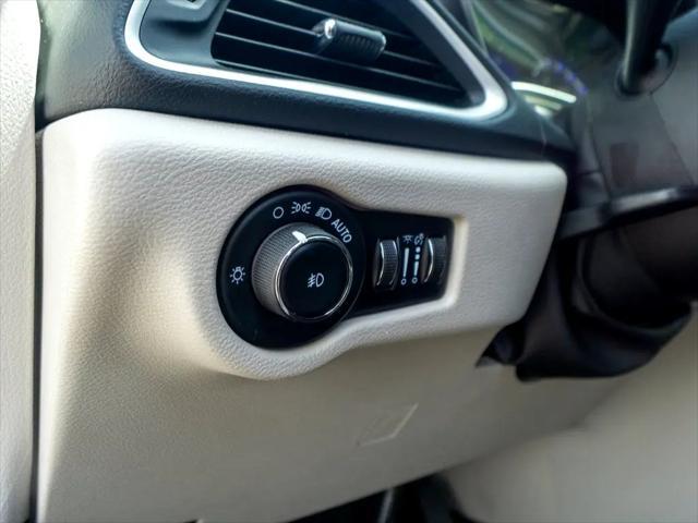 used 2023 Chrysler Pacifica car, priced at $26,344
