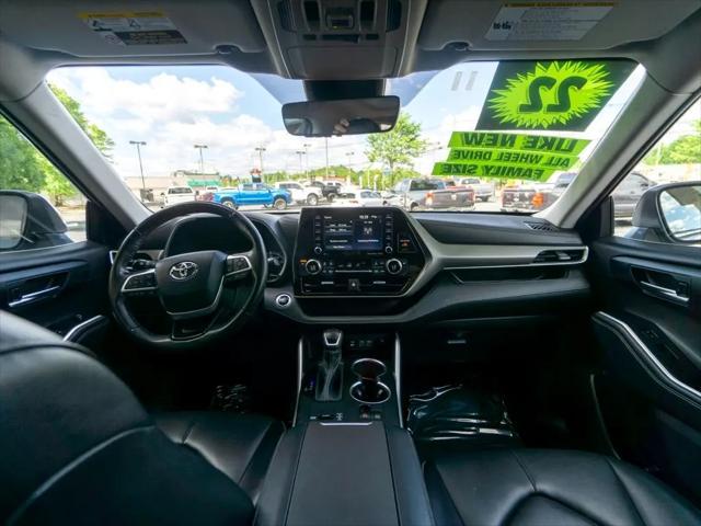 used 2022 Toyota Highlander car, priced at $36,644
