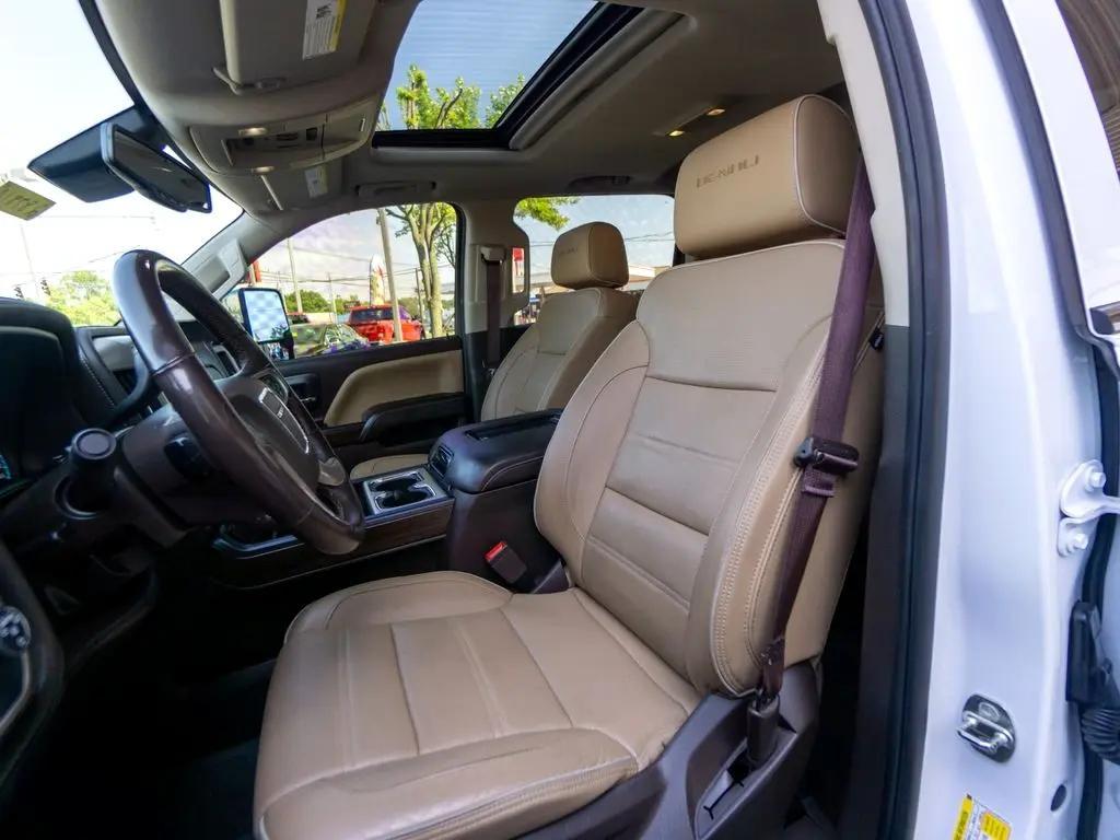 used 2018 GMC Sierra 1500 car, priced at $32,444