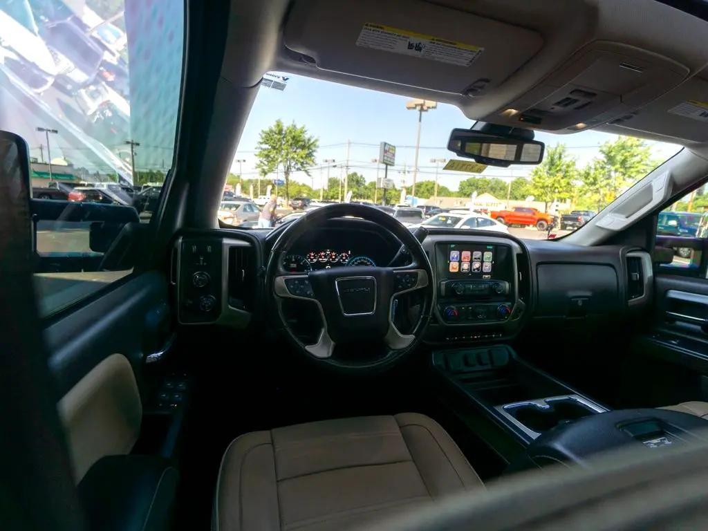 used 2018 GMC Sierra 1500 car, priced at $32,444