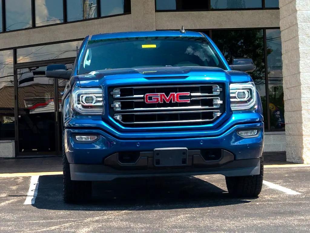 used 2017 GMC Sierra 1500 car, priced at $33,144