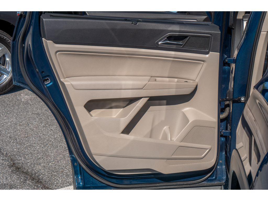 used 2021 Volkswagen Atlas car, priced at $21,995