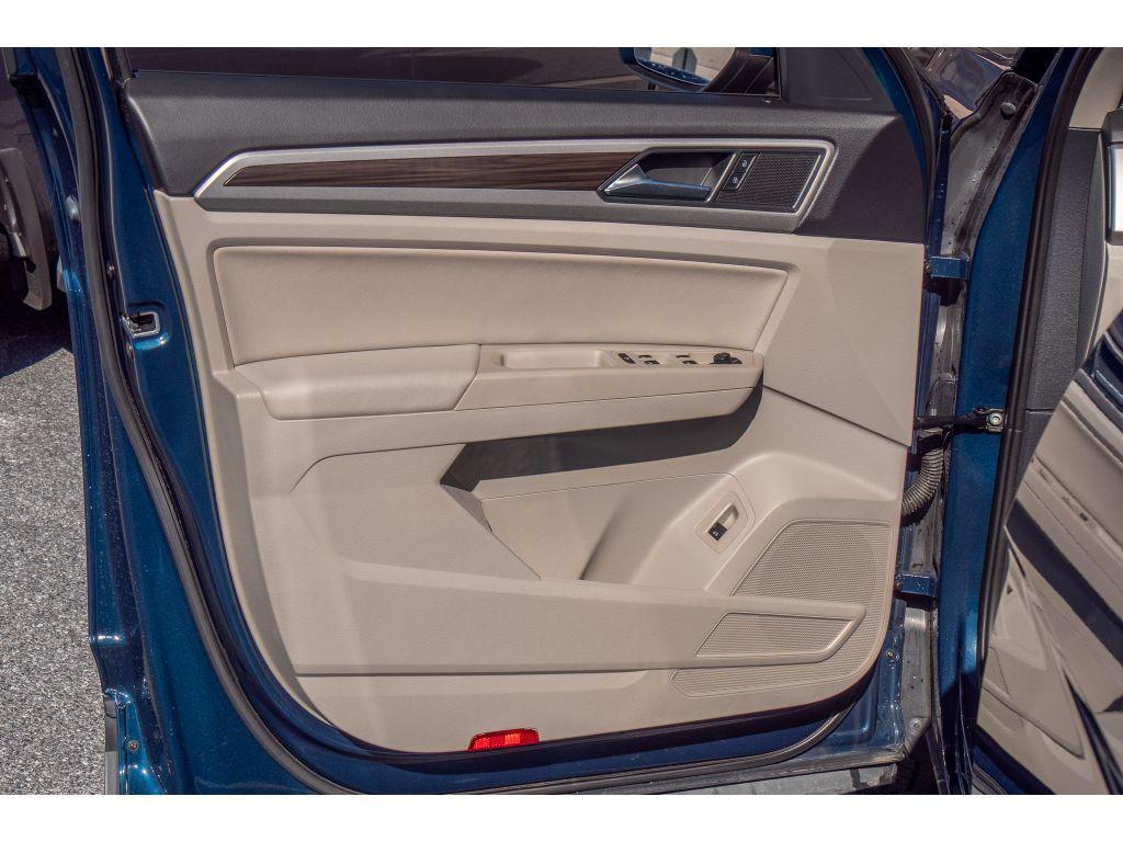 used 2021 Volkswagen Atlas car, priced at $21,995