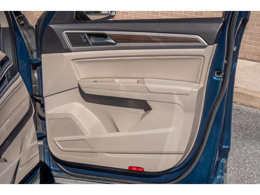 used 2021 Volkswagen Atlas car, priced at $21,995