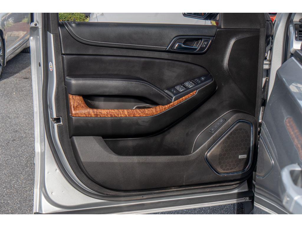 used 2019 Chevrolet Suburban car, priced at $29,995