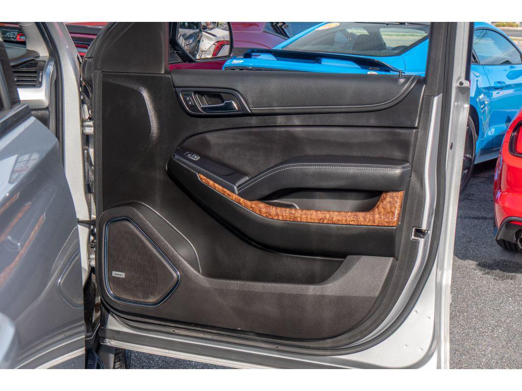 used 2019 Chevrolet Suburban car, priced at $29,995