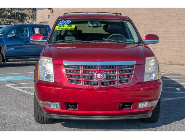 used 2009 Cadillac Escalade Hybrid car, priced at $13,995