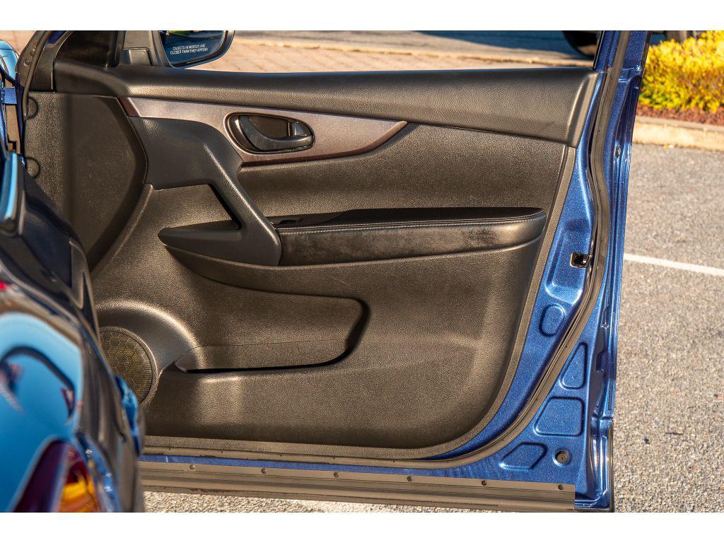 used 2021 Nissan Rogue Sport car, priced at $17,995