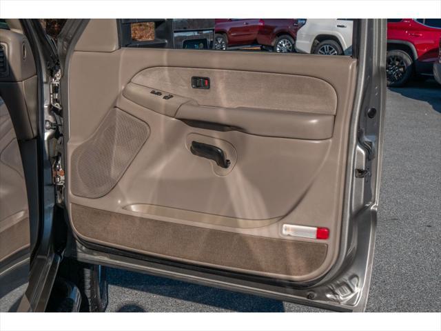 used 2002 Chevrolet Silverado 2500 car, priced at $12,995