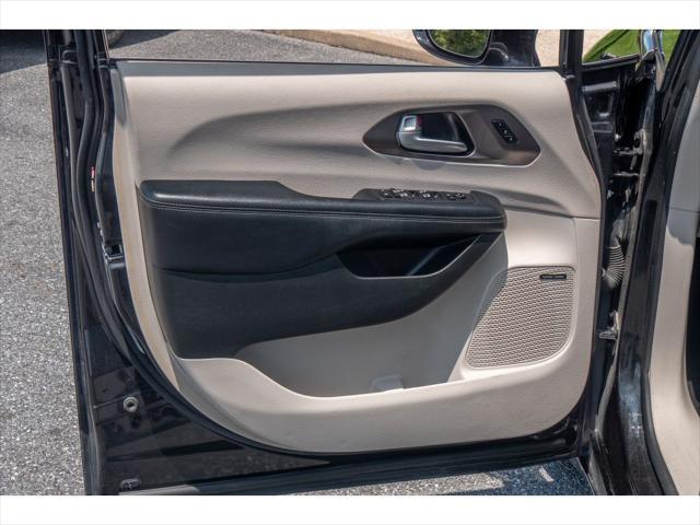 used 2017 Chrysler Pacifica car, priced at $14,995