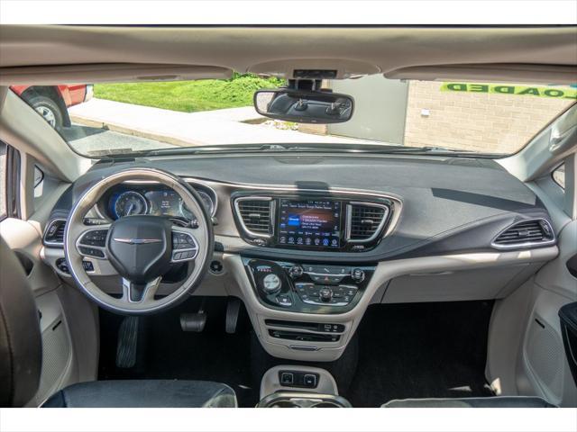 used 2017 Chrysler Pacifica car, priced at $14,995