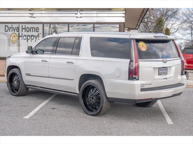 used 2019 Cadillac Escalade ESV car, priced at $33,995