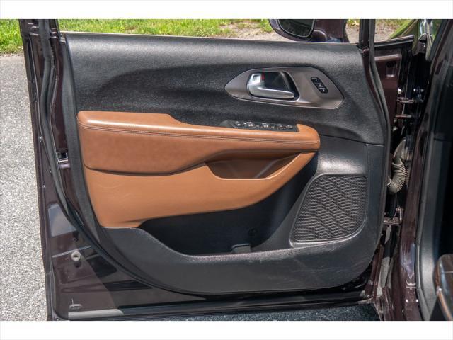 used 2017 Chrysler Pacifica car, priced at $18,995