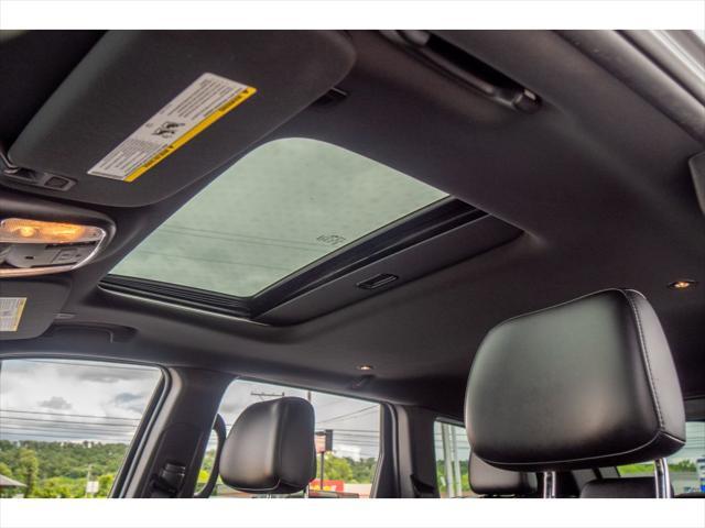 used 2022 Jeep Grand Cherokee car, priced at $29,995