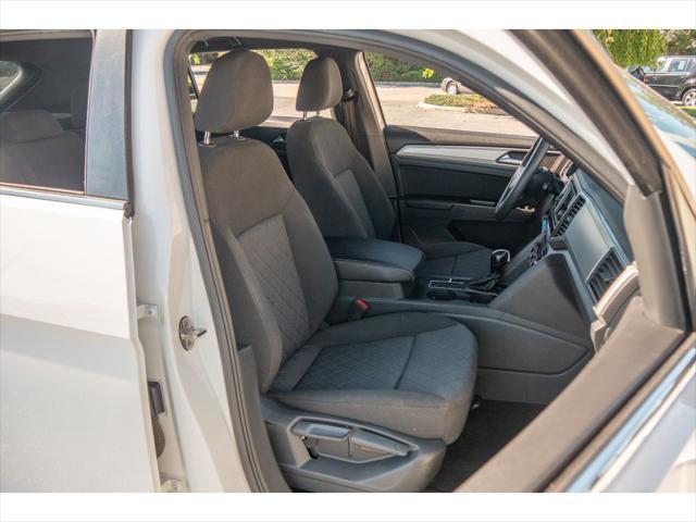 used 2020 Volkswagen Atlas Cross Sport car, priced at $16,995